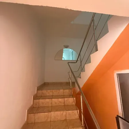 Pensión Njoy By The Sea 3*