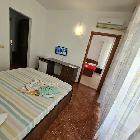 Njoy By The Sea Pensión Eforie Sud (Constanta)